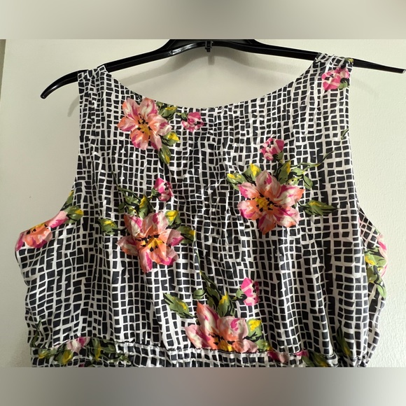 Johnny Was 100% silk dress - Picture 7 of 16